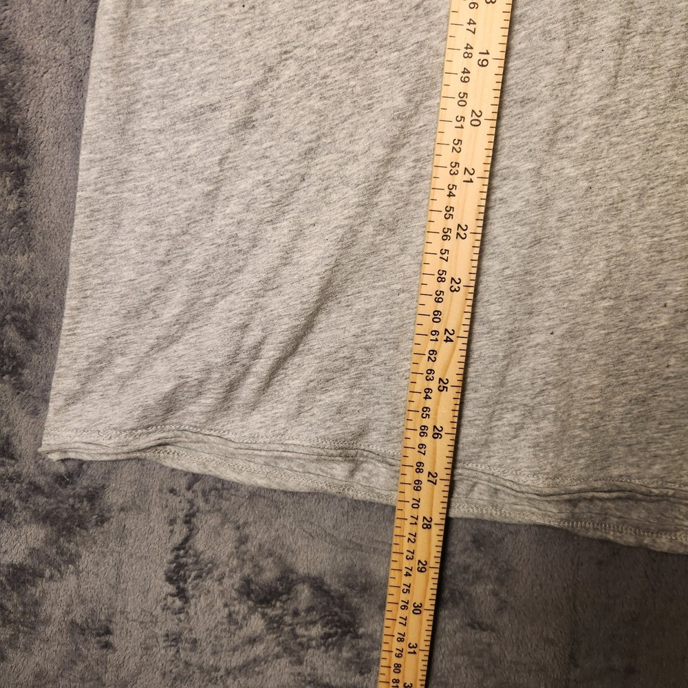 Johnny Was Gray V-Neck T-Shirt with Multicolor Geometric Embroidered Front - Picture 6 of 11
